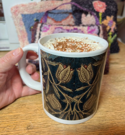 William Morris Honeysuckle Mug